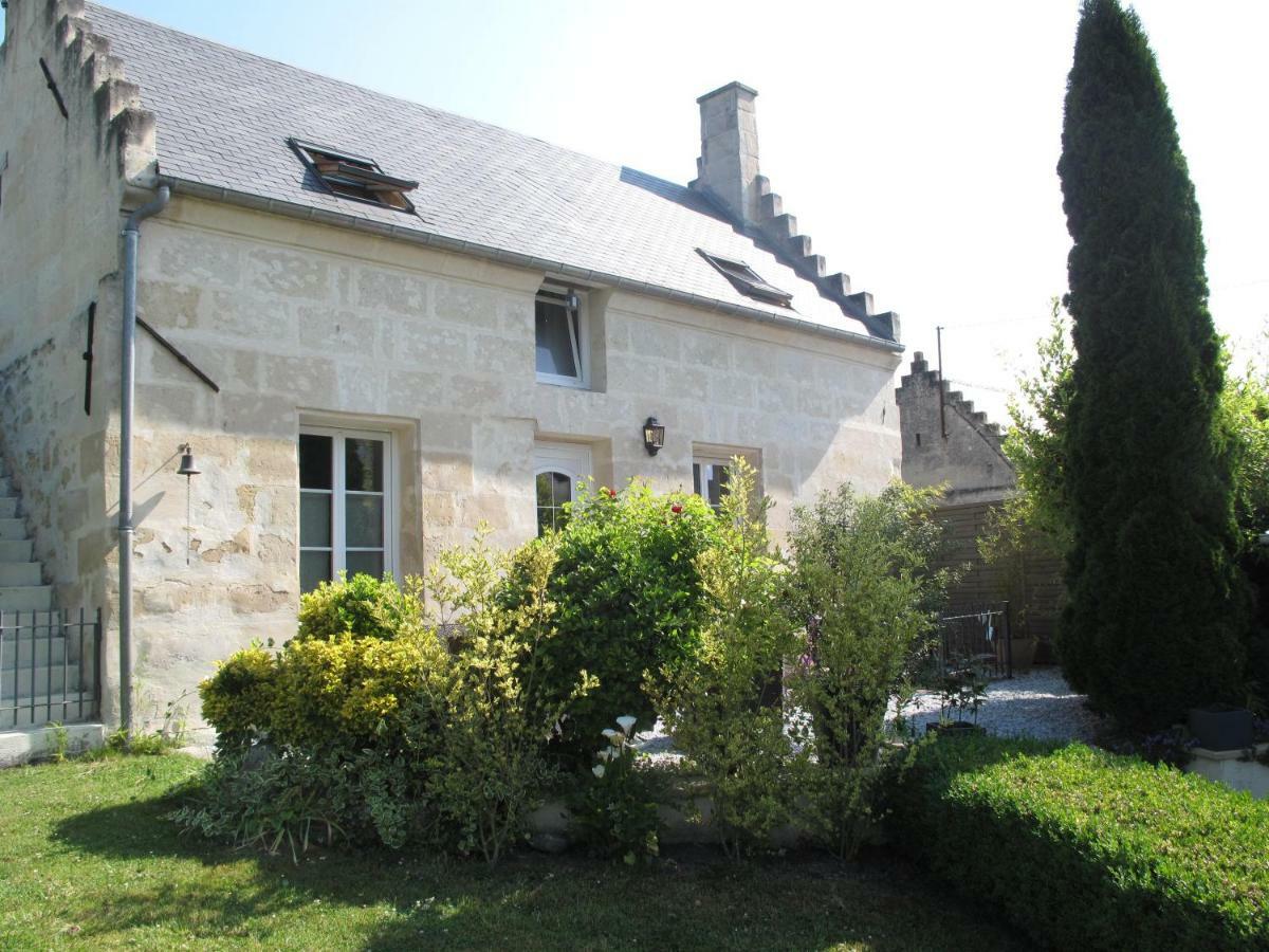 La Maison Des Chiens Rouges Berneuil-sur-Aisne Екстер'єр фото
